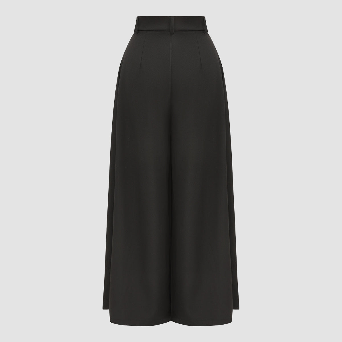 Pantalone con spacco alto