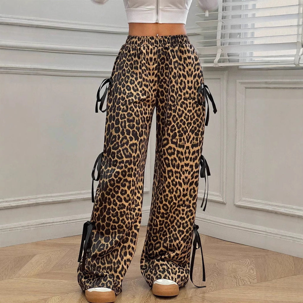 Pantalone con fiocchi