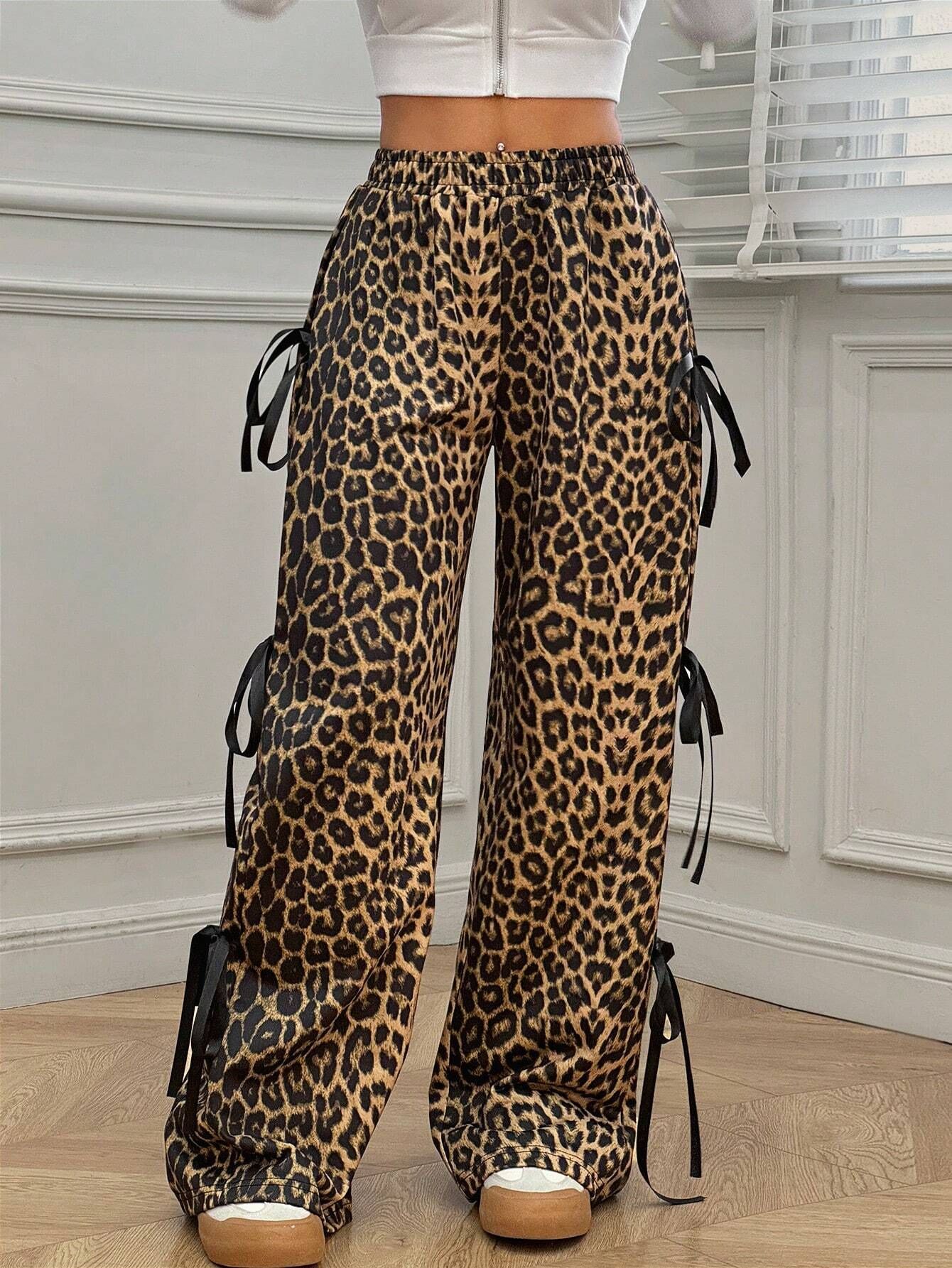 Pantalone con fiocchi